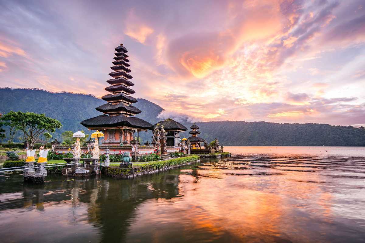 أجمل الأماكن السياحية في إندونيسيا 